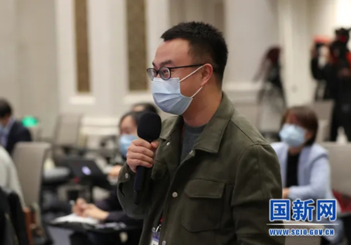 國新辦舉行制造業(yè)中小微企業(yè)緩稅政策國務(wù)院政策例行吹風(fēng)會(huì )(2)